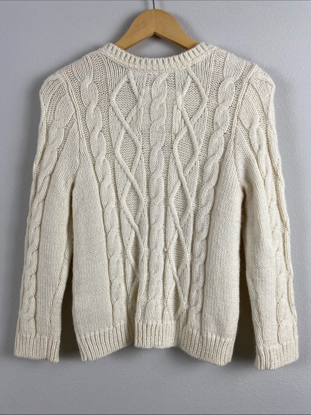 Abercrombie & Fitch Y2K Cable Knit Bobble Cardigan Sweater | 3/4 Sleeves | Ivory - Picture 2 of 16